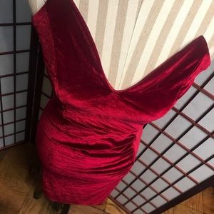 Fashion Nova Burgundy Velvet Strapless Dress
